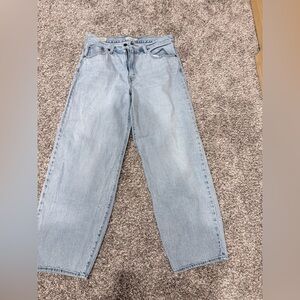 Levi's baggy daddy jeans